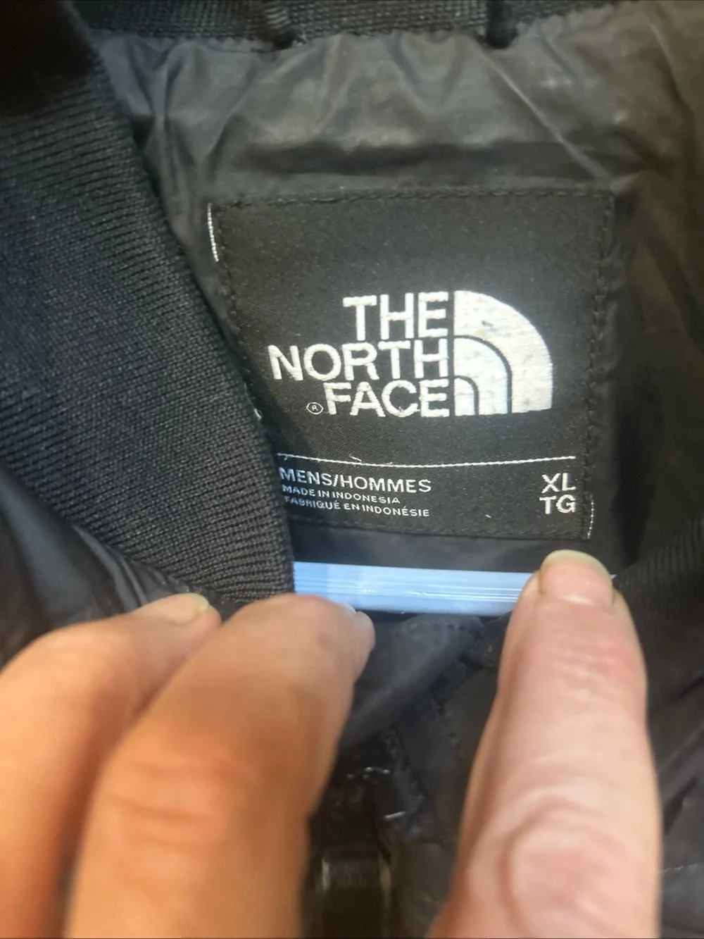 North Face mens Chase Heatseeker Insulated Jacket XL BLACK PUFFER FALL Winter.